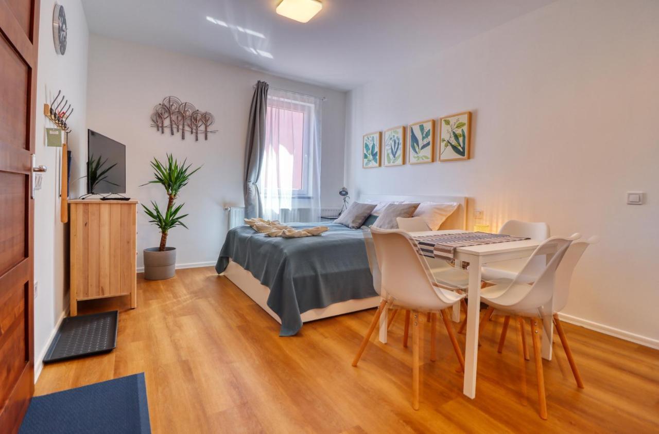 Barka Apartman Eger Eksteriør billede