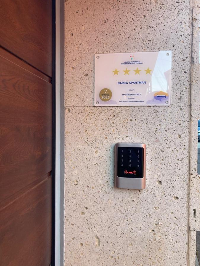 Barka Apartman Eger Eksteriør billede